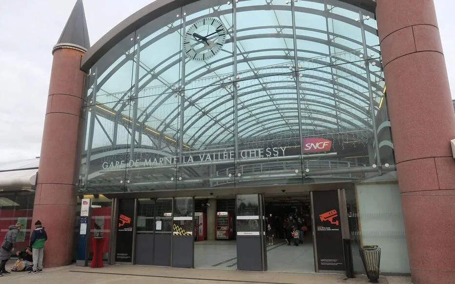 Gare Marne-la-Vallée Chessy, entrée principale